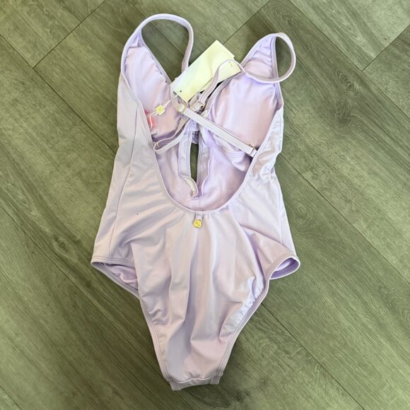 Lilly Pulitzer Ester one piece Size 4 NEW WITH TAGS - Picture 2 of 4